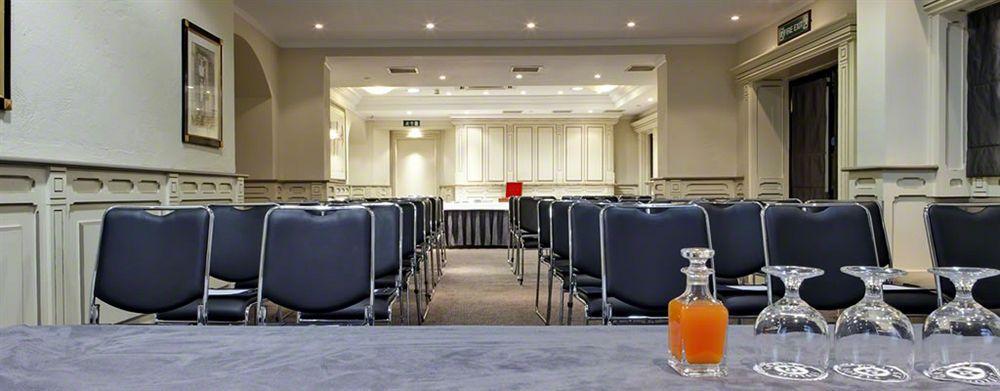 Grange White Hall 4* Londra
